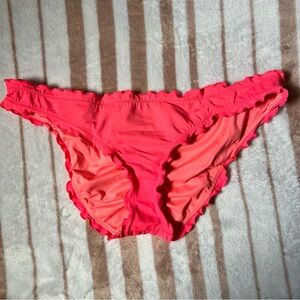 💕LIKE NEW💕 Victorias Secret Ruched Back Bikini Bottom